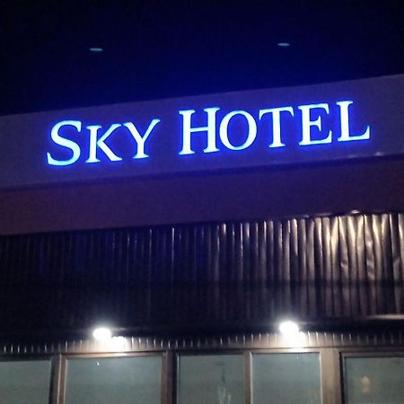 Отель Sky Бишкек Экстерьер фото